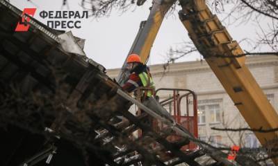 В районе Барнаула, где обрушился фасад дома, ввели режим ЧС