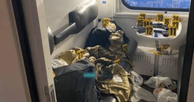Военнослужащие открыли стрельбу из автоматов в поезде "Укрзализныци"