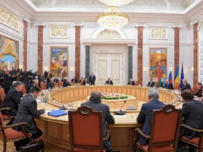 Украина отказалась от Минска как площадки для переговоров по Донбассу