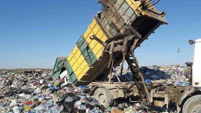 Два москвича засыпали строительным мусором смотровую площадку на ЮБК