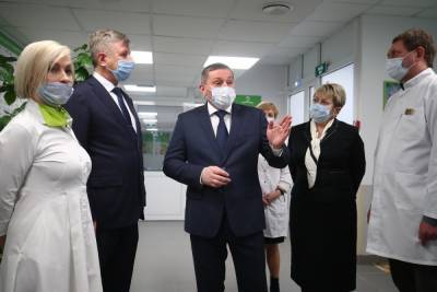 Губернатор проверил модернизацию больницы в городе-спутнике Волгограда