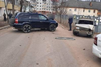 Выросло число пострадавших в столкновении кроссовера и легковушки в Тверской области