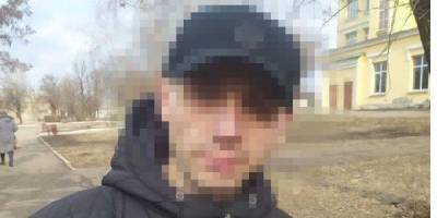 37-летний местный житель. Правоохранители нашли мужчину, который разрисовал памятник Героям-добровольцам в Лисичанске
