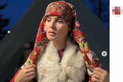Екатерина Андреева прорекламировала отдых в России необычной фотосессией
