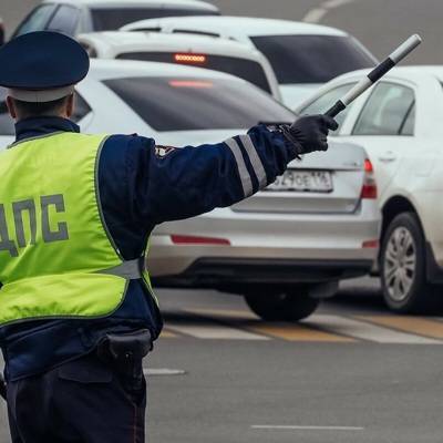 Шесть легковых автомобилей столкнулись на Калужском шоссе в Москве