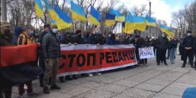 В Одессе протестовали против инициативы партии Шария установить мемориал погибшим в Доме профсоюзов