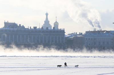 162 человека спасли на льду в Петербурге минувшей зимой