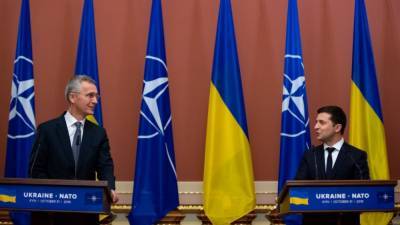 Экс-глава СБУ призвал Киев снять розовые очки и не полагаться на НАТО