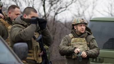 Зеленский рассказал, как можно завершить конфликт в Донбассе