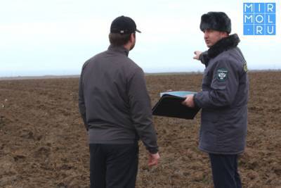 В Дагестане у сельхозпредприятия выявлены нарушения законодательства в сфере семеноводства - mirmol.ru - респ. Дагестан - район Акушинский
