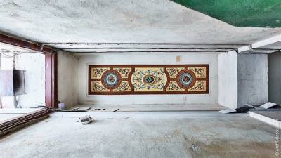 В одесском доме с иллюминаторами восстановили старинную роспись (фото)