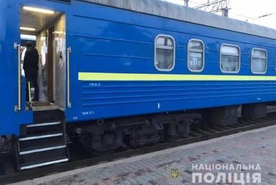 Задержанные в поезде Константиновка - Киев военные оказались работниками Госспецсвязи