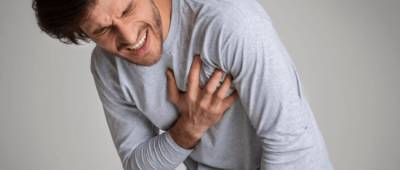 Лікарі розповіли про головні ознаки серцевого нападу