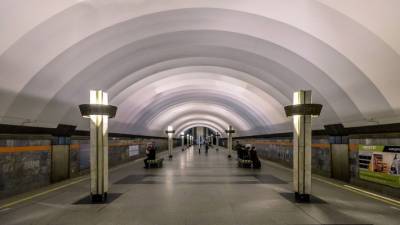 Станцию метро "Ладожская" в Петербурге закроют на ремонт в 2022 году