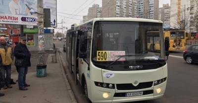 В Киеве уже начали штрафовать водителей маршруток за перевозку пассажиров без пропусков