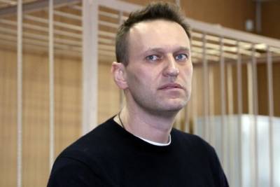 Возле колонии Навального начались задержания