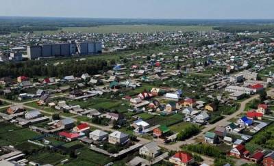 Жителей крупного поселка Тюменской области просят заготавливать катышки