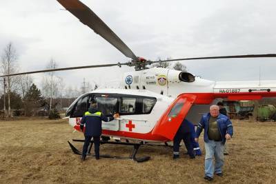 Санитарный вертолет доставил мужчину с заболеванием сердца в столичную больницу