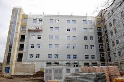 Новый корпус детской краевой больницы в Краснодаре готов более чем наполовину