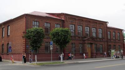 Здание бывшей женской гимназии в Орше продано более чем за Br1,05 млн