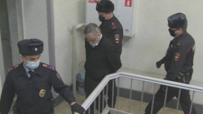 Главный нефролог Петербурга признал вину по делу об убийстве жены в 2010 году