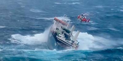 С потерявшего ход у берегов Норвегии судна эвакуировали весь экипаж