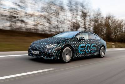 Немцы раскрыли все спецификации электромобиля Mercedes-Benz EQS: заднеприводный EQS 450 на 245 кВт, полноприводный EQS 580 на 385 кВт, батареи 90/108 кВтч, зарядка до 200 кВт и др.