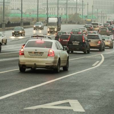 В Москве водители стали реже ездить по "выделенкам"