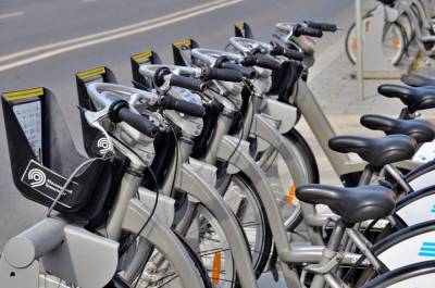 Дептранс опубликовал тарифы на велопрокат в Москве
