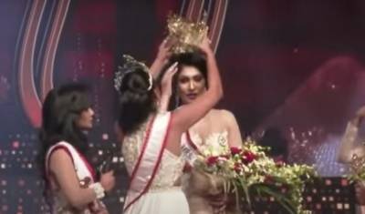 С победительницы конкурса "Миссис Шри-Ланка" со скандалом сорвали корону
