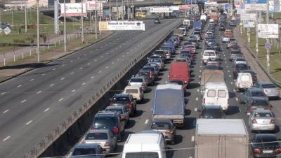 На проспекте Бандеры в Киеве ограничат движение транспорта: что нужно знать водителям