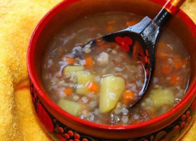 Постный обед из трех блюд: готовим суп из гречки и капустные котлеты