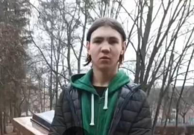 Под Харьковом пьяный подросток пожелал смерти Украине у памятника Независимости