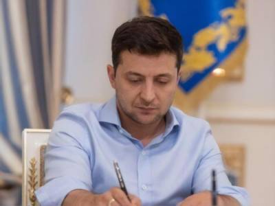 Зеленский уволил шестерых послов Украины в ряде стран и заменил постоянного представителя при ООН