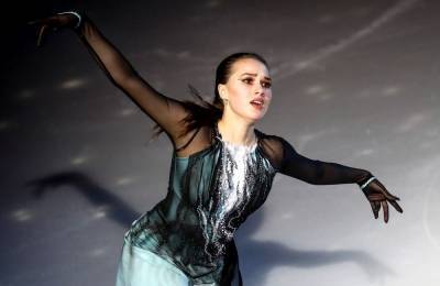 Алина Загитова на шоу Этери Тутберидзе в Москве представила новую программу "Внутренний свет". Фото из "Мегаспорта"