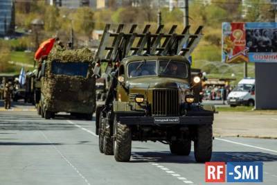 В Латвии предложили ввести штрафы за демонстрацию военной техники СССР