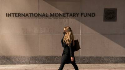 МВФ: мировая экономика восстанавливается после пандемии
