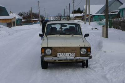 В Омской области закрылись грунтовые дороги из-за весенней распутицы