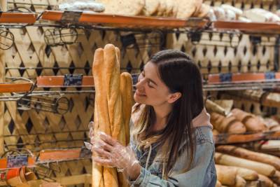 Диетолог Ковальков рассказал, как часто и какой хлеб можно есть
