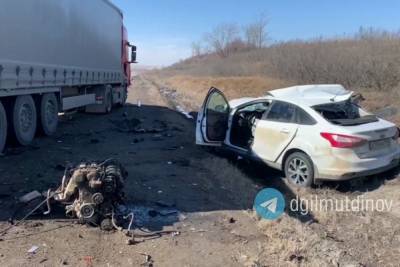 В Башкирии водитель легковушки пострадал при столкновении с грузовиком