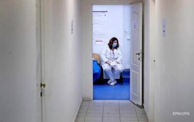 В Украине за сутки 481 смерть от коронавируса