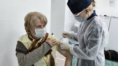 В Москве 96% пожилых людей в домах престарелых вакцинировались от коронавируса