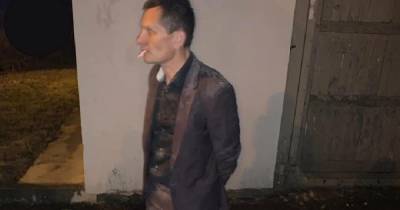 В Киеве пьяный депутат якобы поджег квартиру с женой и детьми (фото)