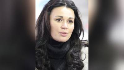 Актриса Наталья Бондарчук рассказала, как Заворотнюк борется с недугом