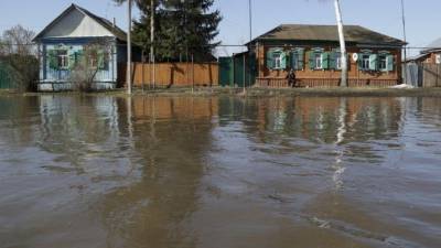Атака стихии: Приамурье и Урал накрыла волна сильнейших паводков