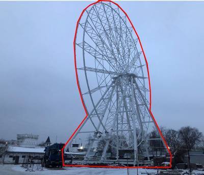 В районе Измайловского Кремля демонтировали незаконно установленное колесо обозрения
