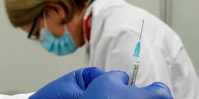 Россия продала Словакии вакцину Спутник V, которая отличается от одобренной научным журналом