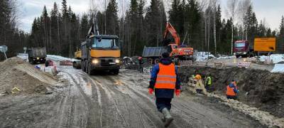 Начался ремонт убитых дорог к дачам под Петрозаводском