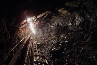 На шахте Скончинского экстренно эвакуируют горняков