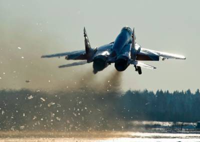 Украинские МиГ-29 и Су-27 отработали уничтожение ЗРК С-300
